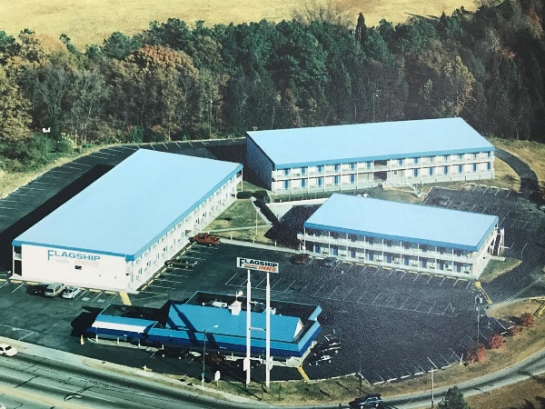 Flagship Inn image 1