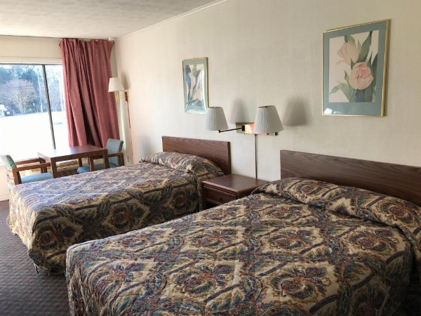 Flagship Inn image 12