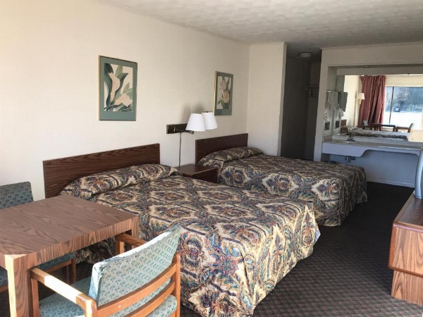 Flagship Inn image 14