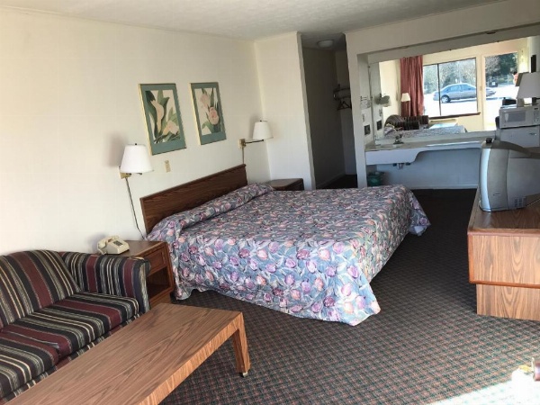 Flagship Inn image 15