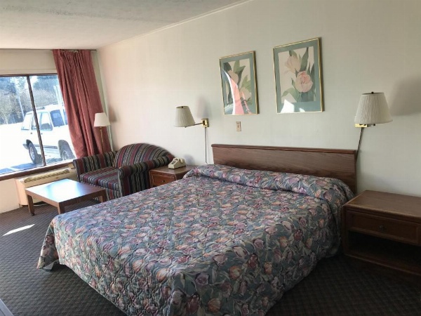 Flagship Inn image 22